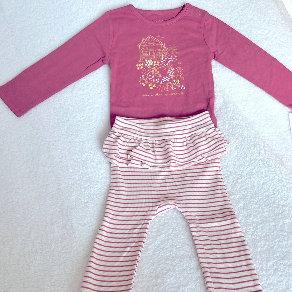 Carter’s oonsie/pants set. Mauve color. Girls 24 month.